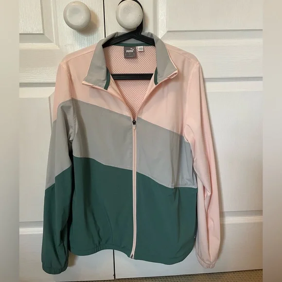 Puma women’s jacket - Picture 1 of 3